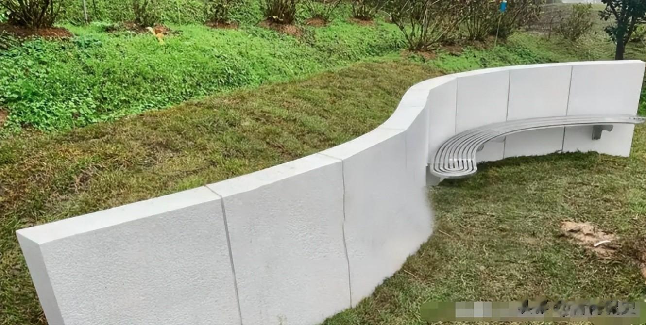 大S雕像正式完工!具俊晔巧妙设计让人泪目,一举动暴露真实感情