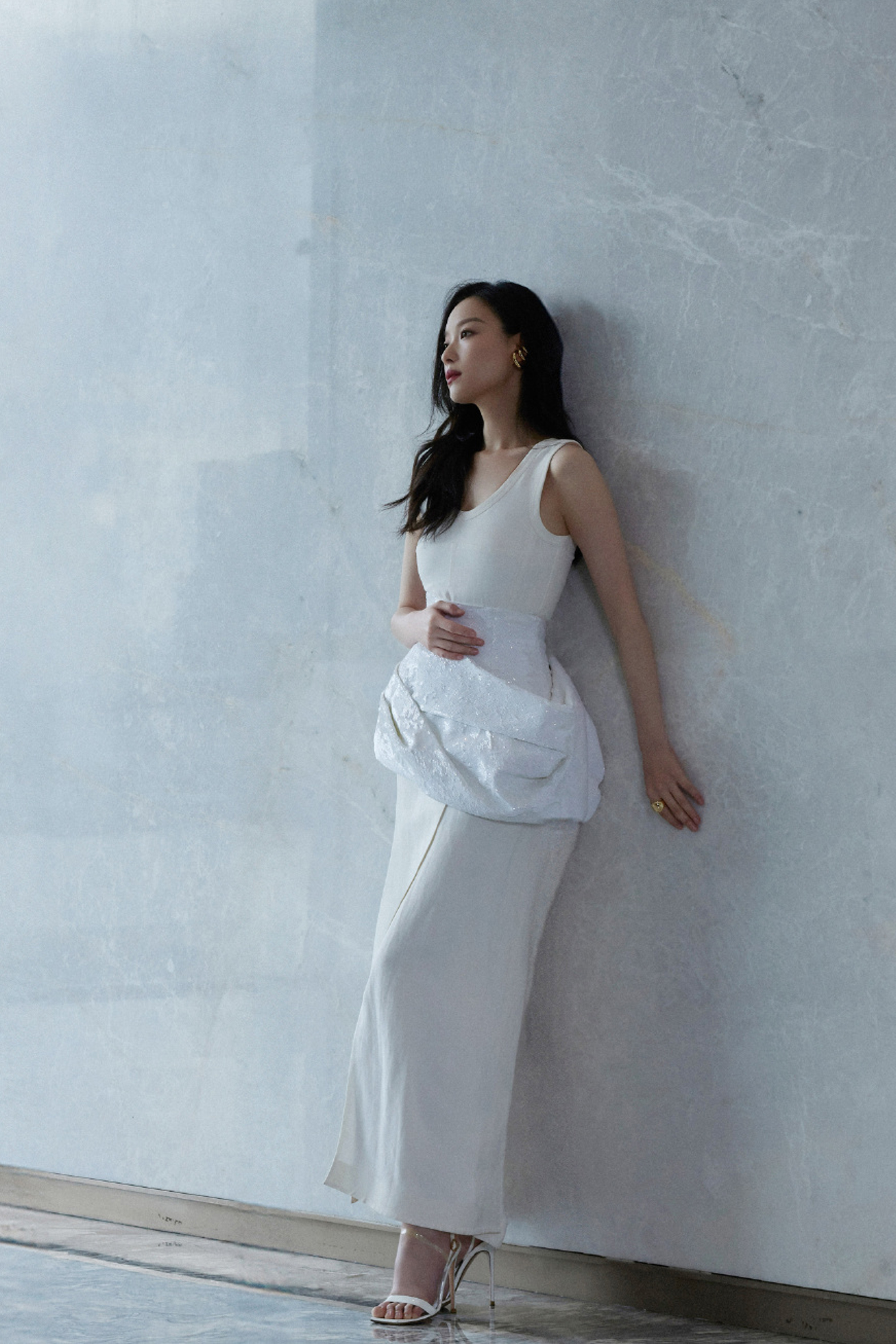 倪妮的大长腿美脚