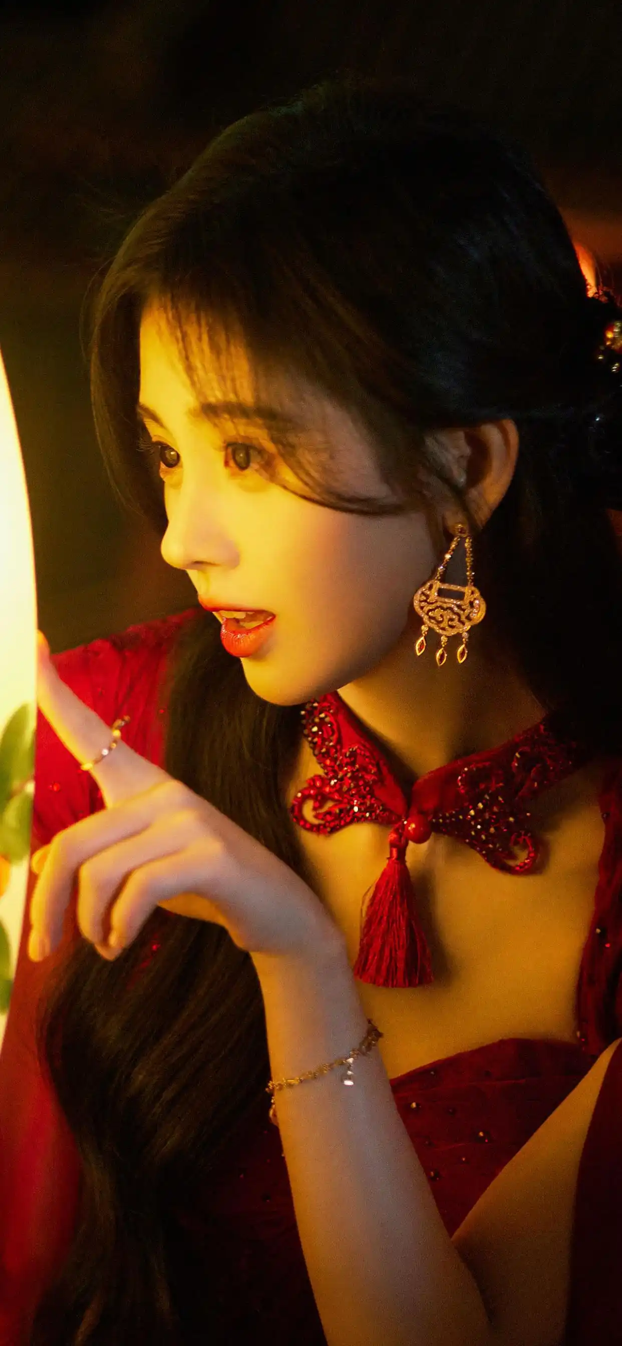 鞠婧祎:美女就该用来当壁纸