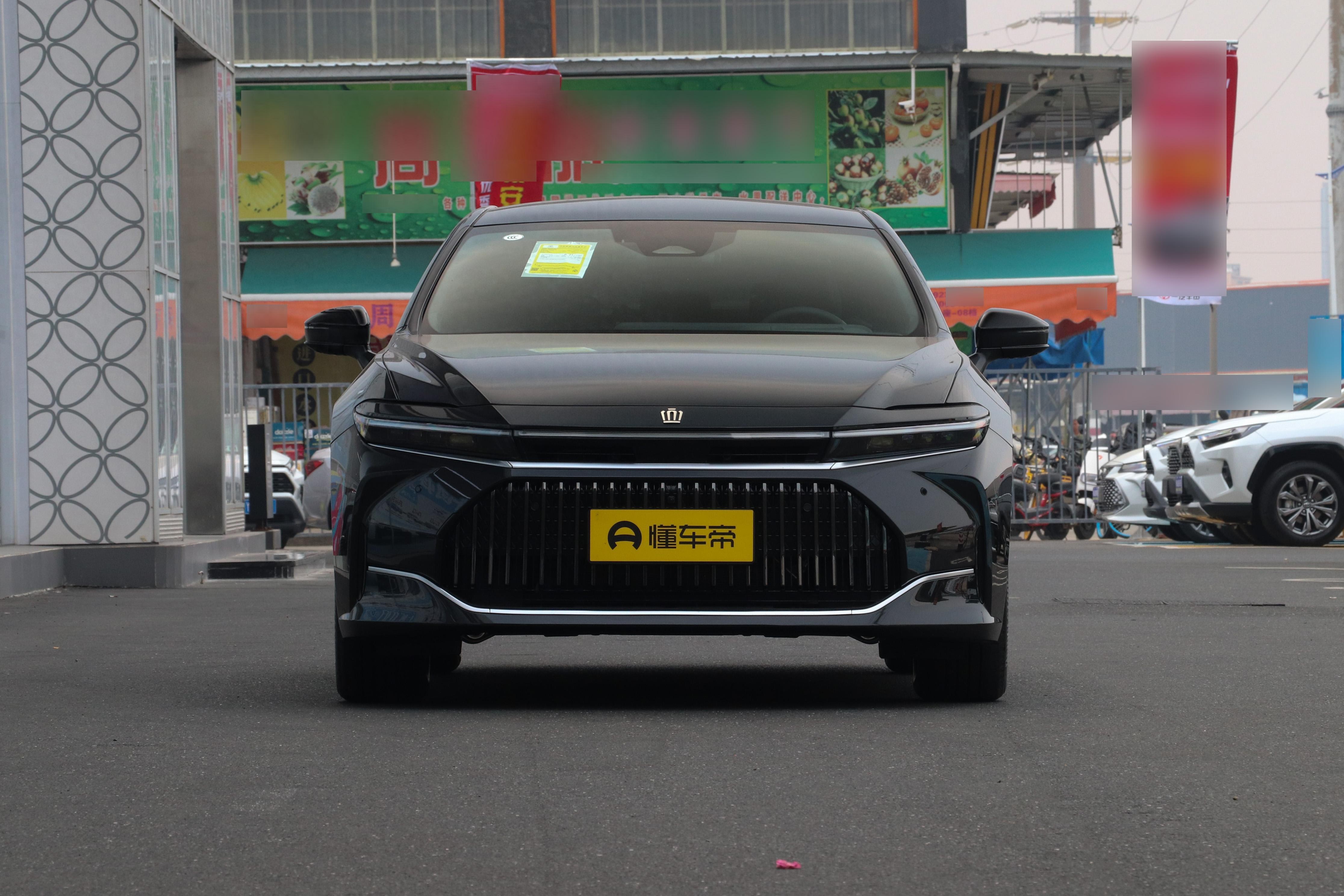 雷克萨斯 ES 和 进口皇冠 Sedan怎么选？看完精准锁定适配款 对比分析