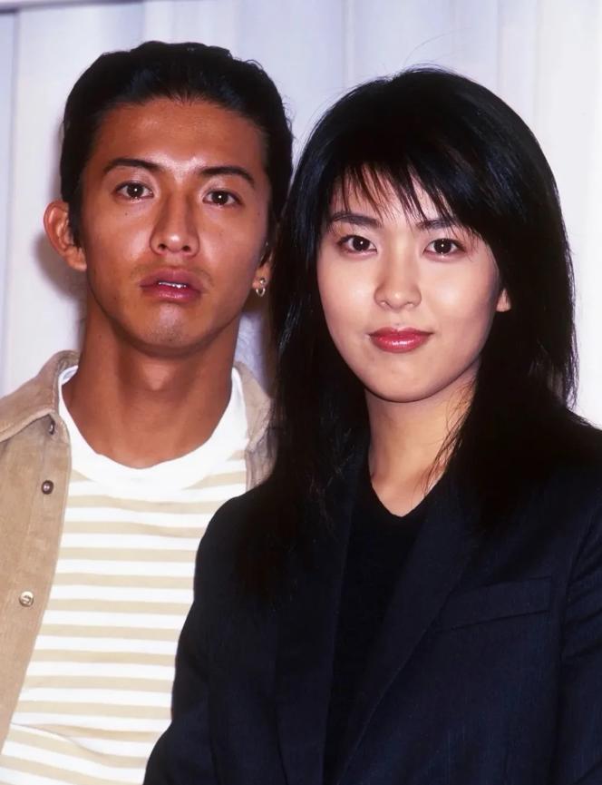 她是日本90时代最火的“清纯美少女” 出身豪门爆剧一箩筐！