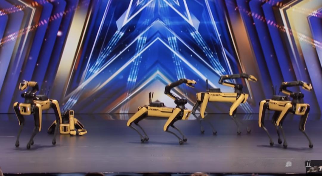 波士頓動力機器狗側空翻炸場！穿輪滑鞋照樣能翻