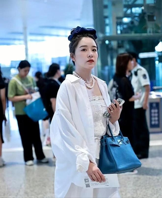 37岁阚清子官宣怀孕！已胖30斤孕味明显，未婚夫行为惹争议！