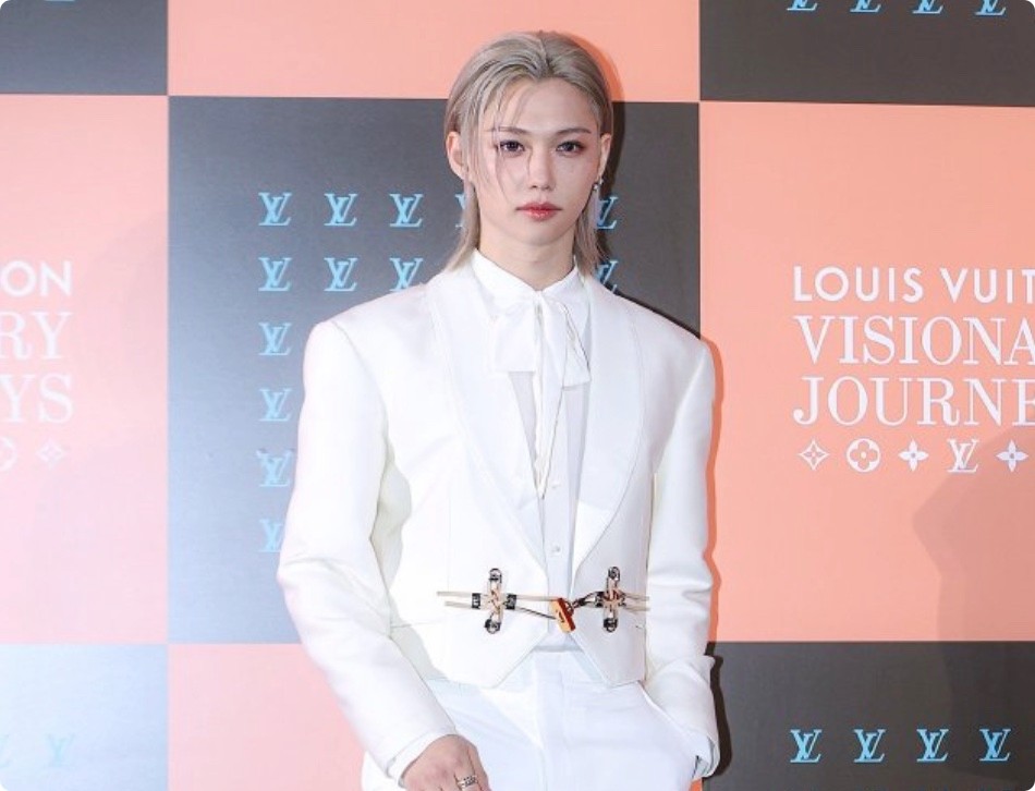 韩国红毯，Lisa若隐若现，全智贤沧桑憔悴，申敏儿满分贵气