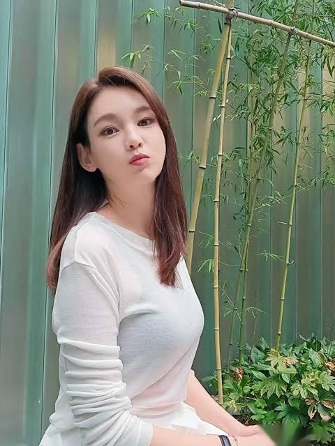 韩国女星离婚后做出租车司机，如今松口谈再婚：孩子想法让人意外