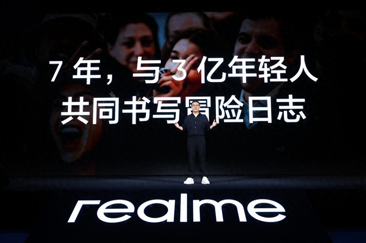 聯合理光GR，真我做了一款“街拍神器”