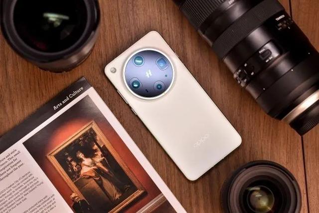 还原夜色氛围,夜景人像利器首选这台OPPO新机