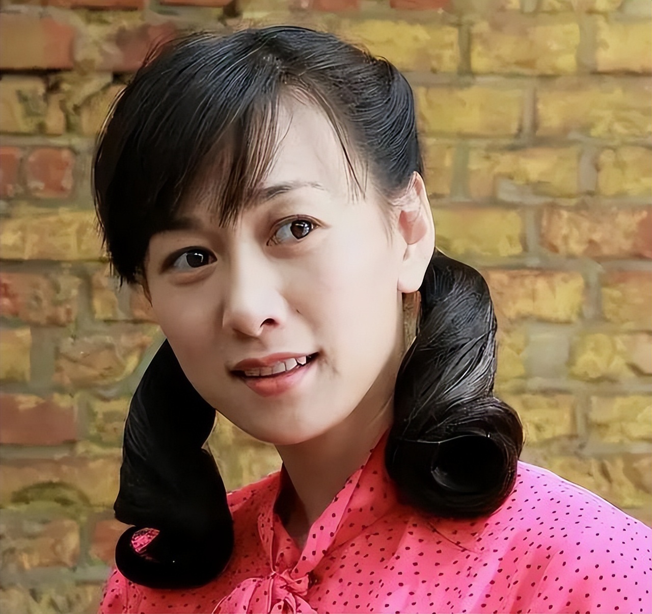 演员齐欢：长相一般但演技炸裂，出道24年零绯闻，如今46岁仍单身