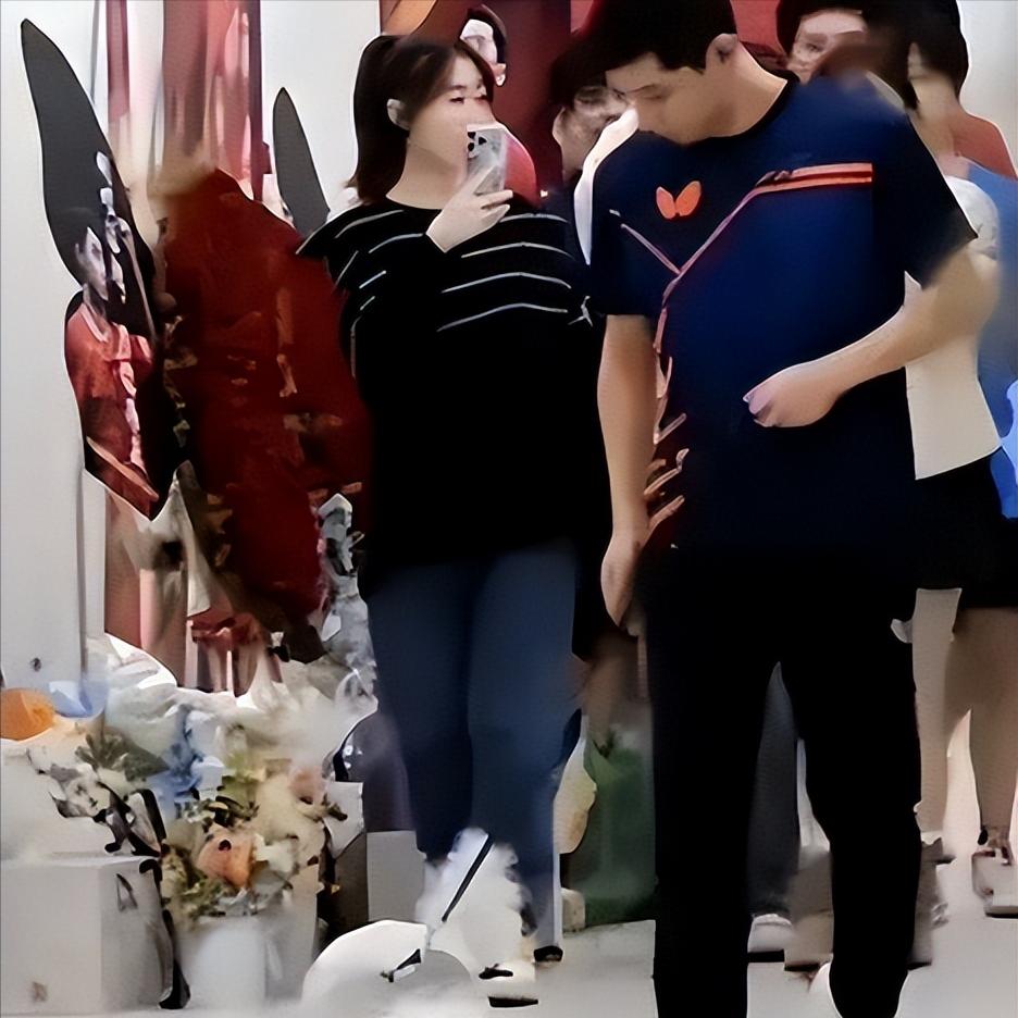 拔出萝卜带出泥！没想到白百合老公不要的前妻 成了张继科手中的宝