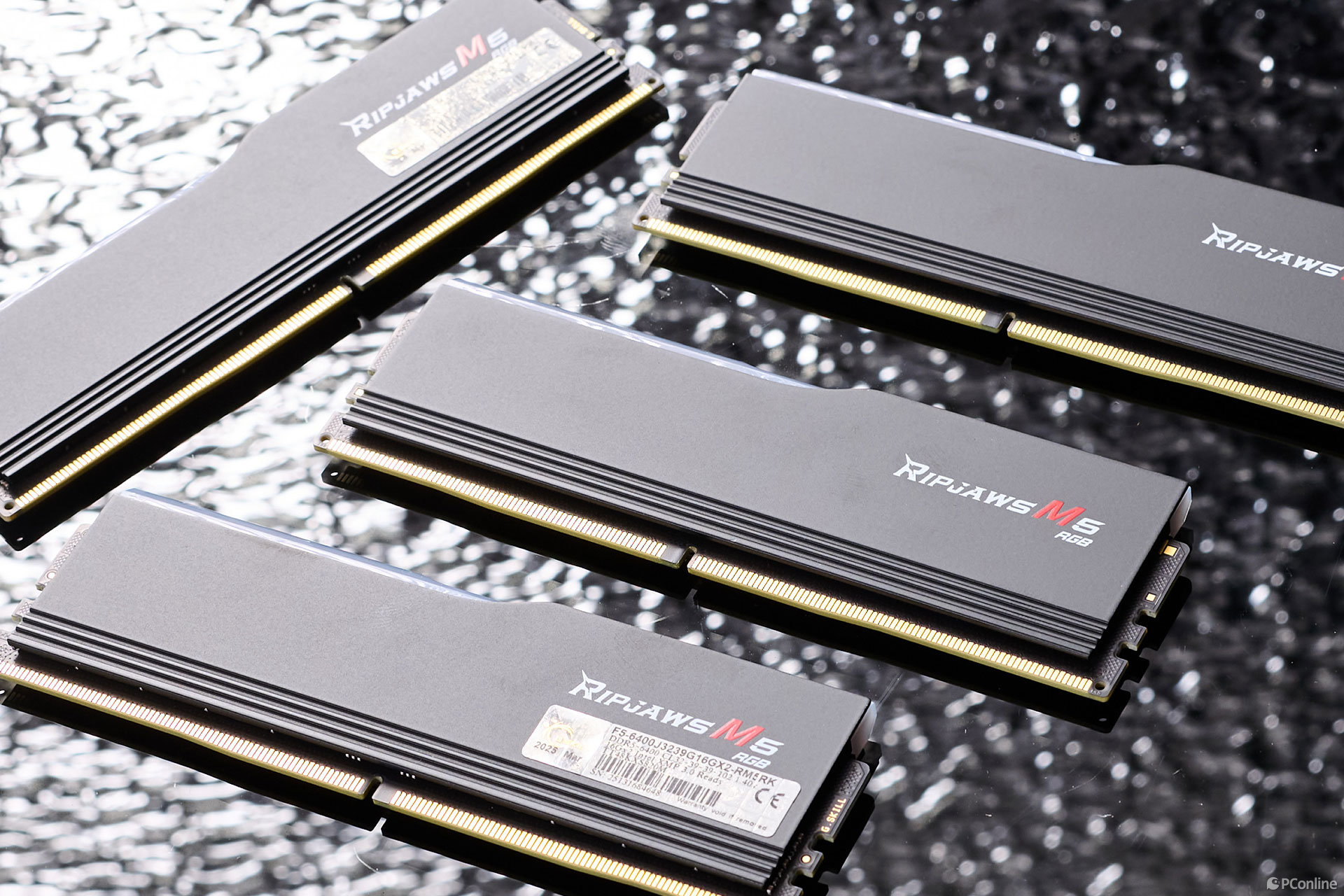 光與力的碰撞：芝奇 Ripjaws M5 RGB 內存圖賞