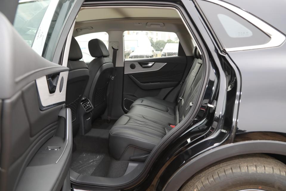 不给途观L留活路!跌至12.88万!起步就252马力,性价比确实高