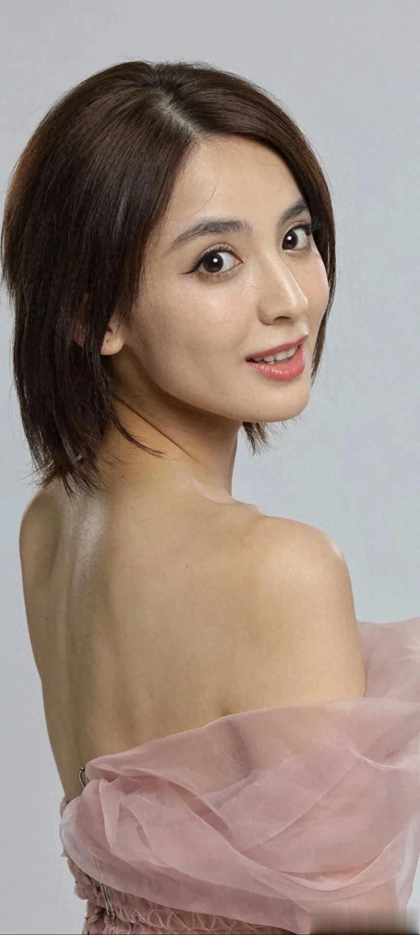 古力娜扎写真高清脸图 \贴脸拍 \