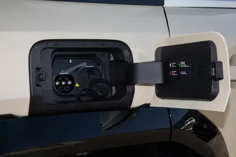 硬派越野新标杆！全栈华为加持，续航1365km，这款SUV真香