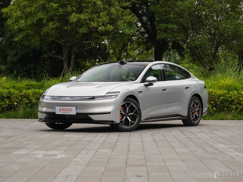 售10.99万起 长安启源A06上市24小时大定突破10000台