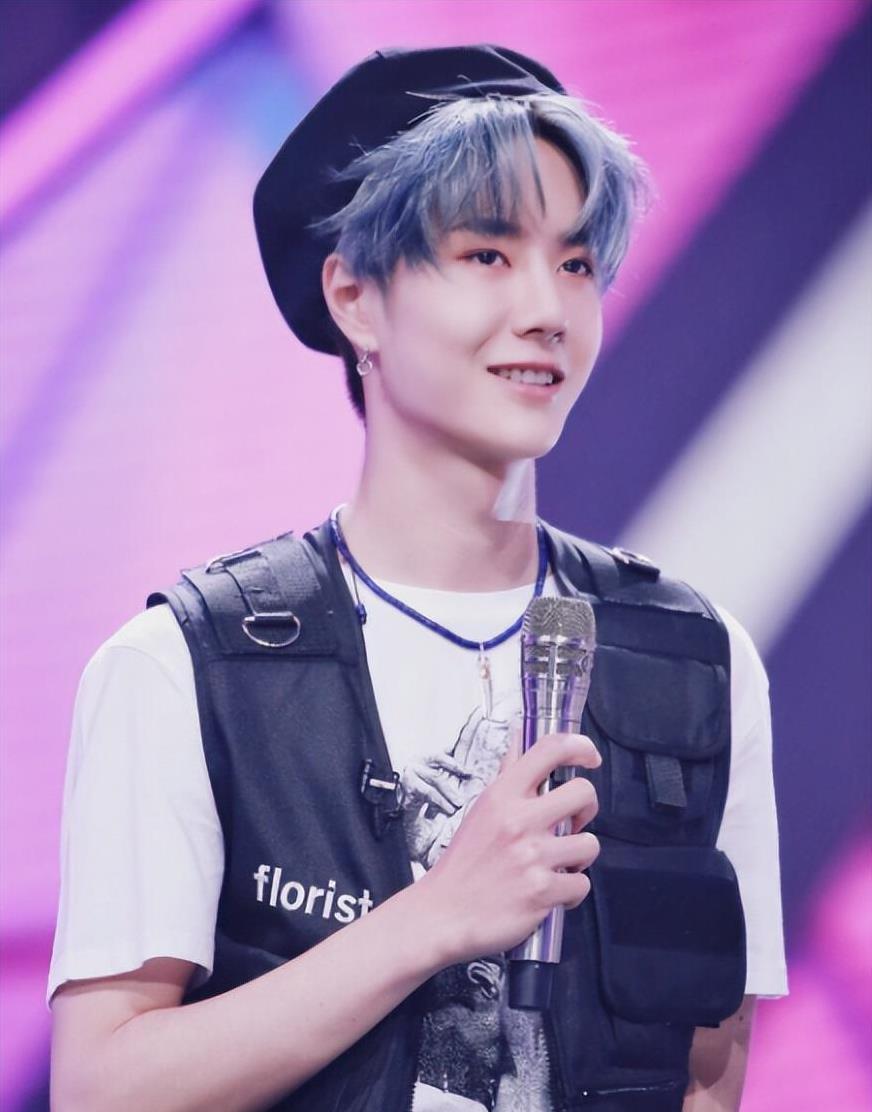 刚被曝所占乐华收入比，王一博就被传已离开乐华！