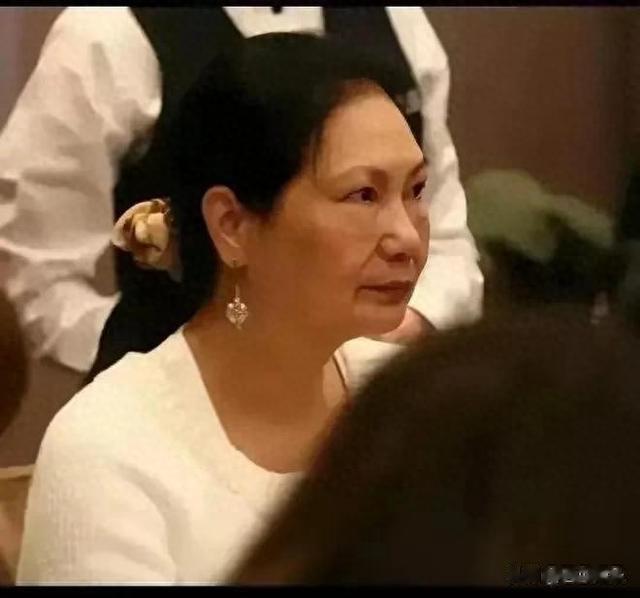 大S的遗产分割完毕后，S妈疑似公开斥责具俊晔是个骗子