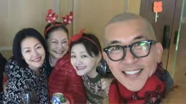 黄春梅也没想到,曾经不要的女婿又要当爸爸了,汪小菲还挺争气的