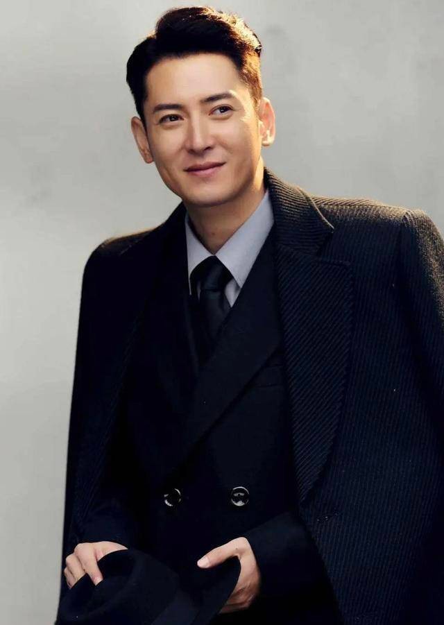 最帅杨戬演短剧，他从农民工变成演员，出道多年终究差点运气