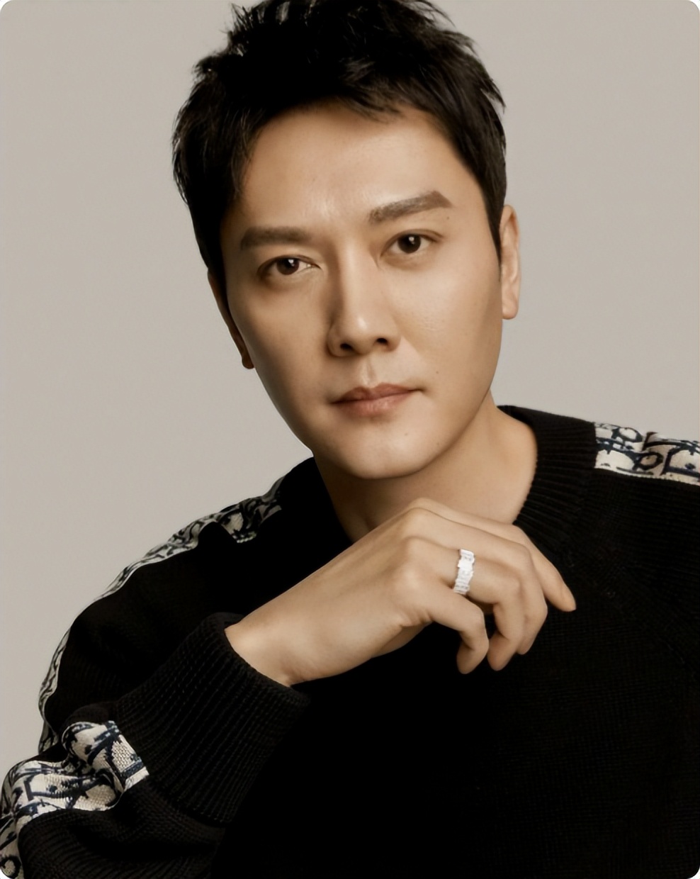 与景甜闪婚传闻真相大白1个多月，冯绍峰更新动态，赵丽颖说得对