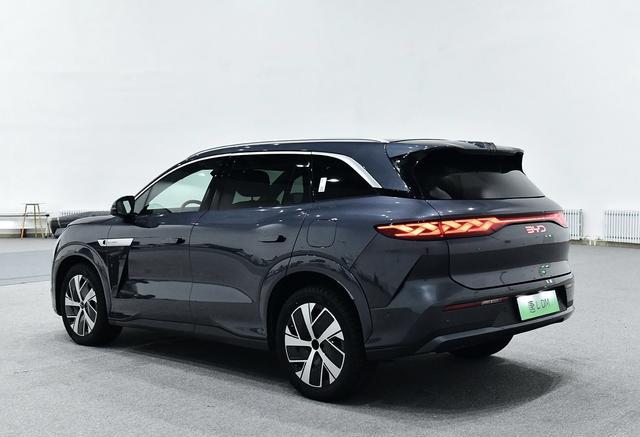 比亚迪唐L：国产SUV的逆袭之路，5040mm的国产骄傲，谁说国货不行？