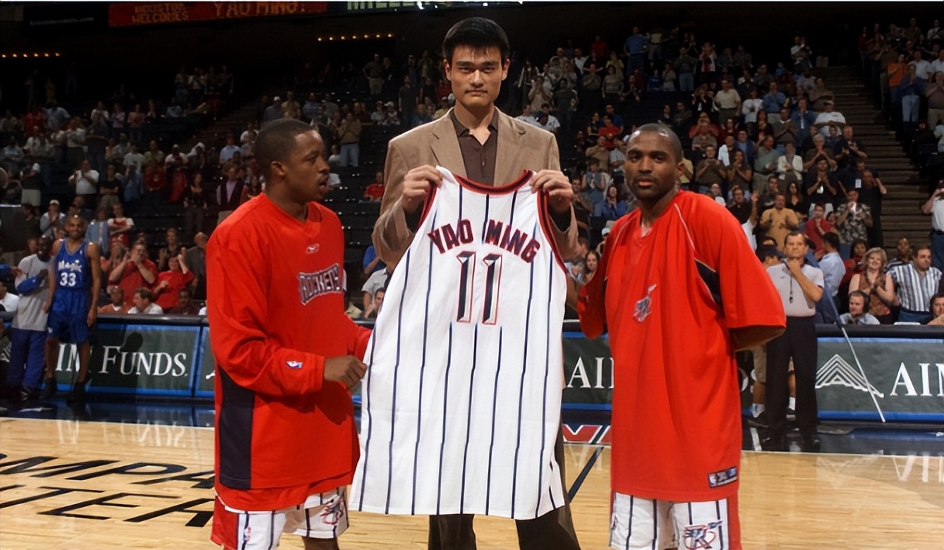 姚明索要NBA养老金？现在每年领2.2万刀，62岁+每月1.5万刀