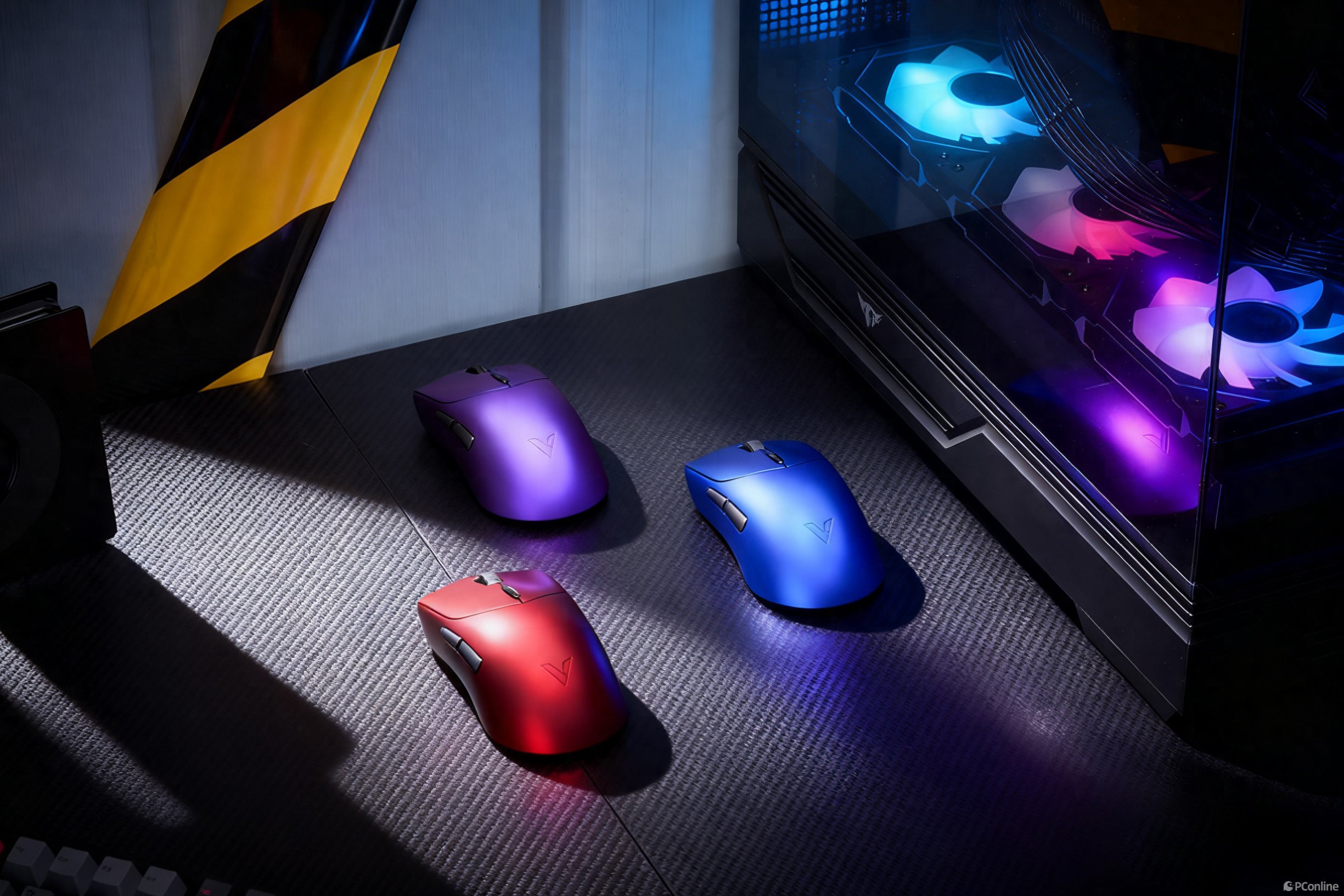 750h續航最快按鍵速度，穩若鎖定——雷柏VT7系列電競鼠標圖賞