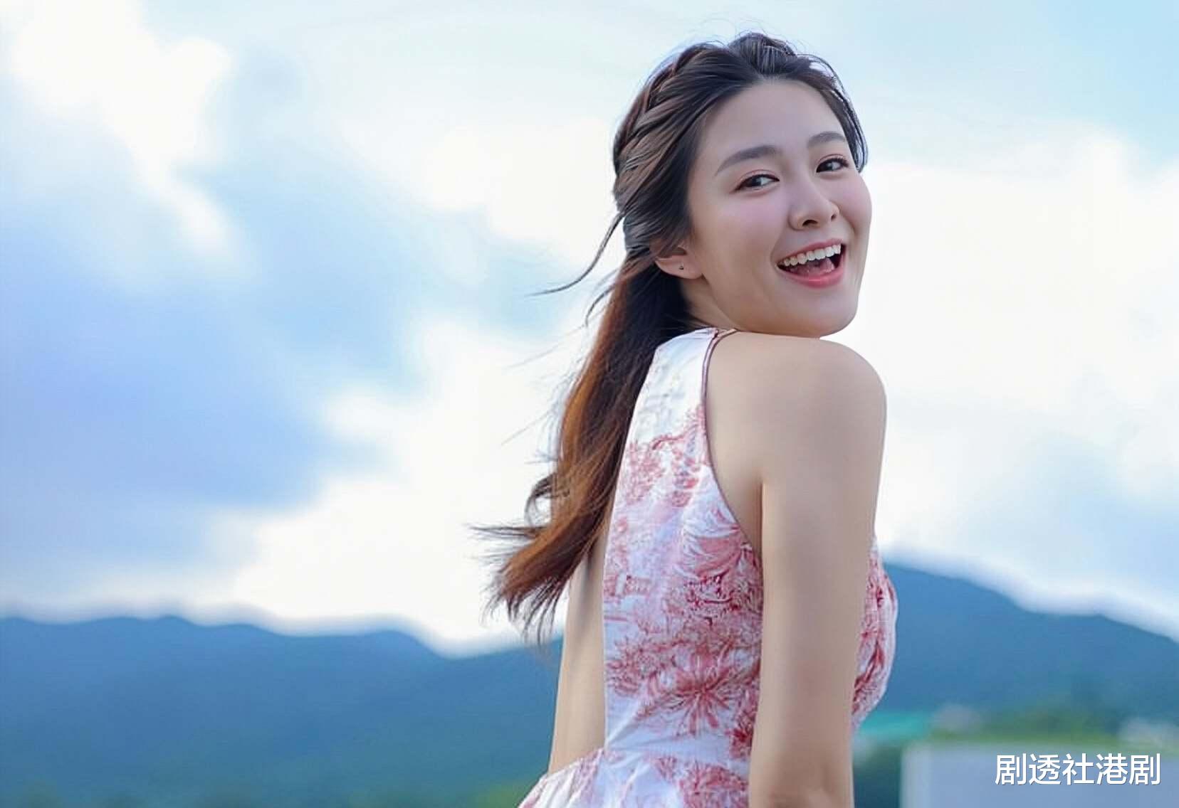 又走一个!TVB知名女星宣布离巢,因丑闻从女主角降级沦为女N号