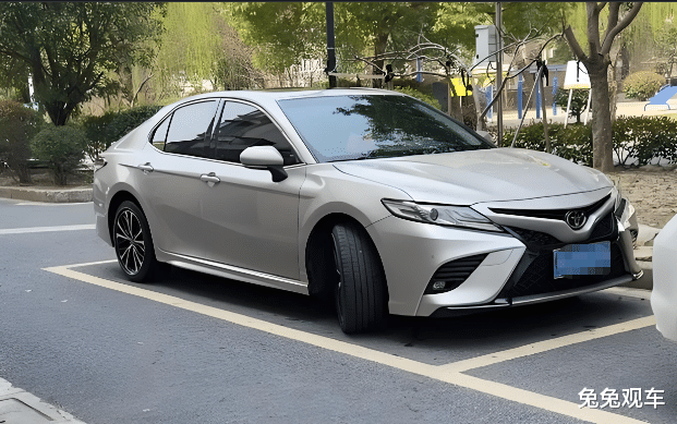 9成车主停车时都在悄悄毁车!这3个动作做对了,发动机能多陪你跑10万公里