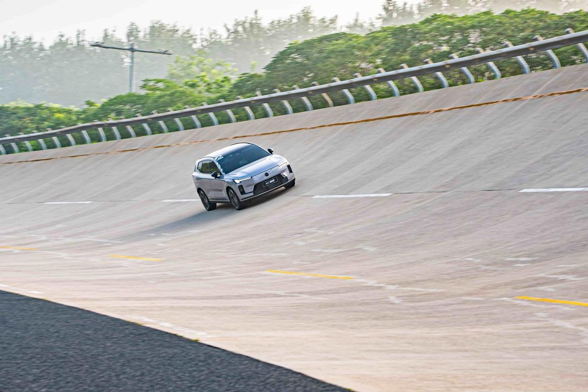 深度解码！一文读懂全新XC70，超混技术加持，到底值不值得买？