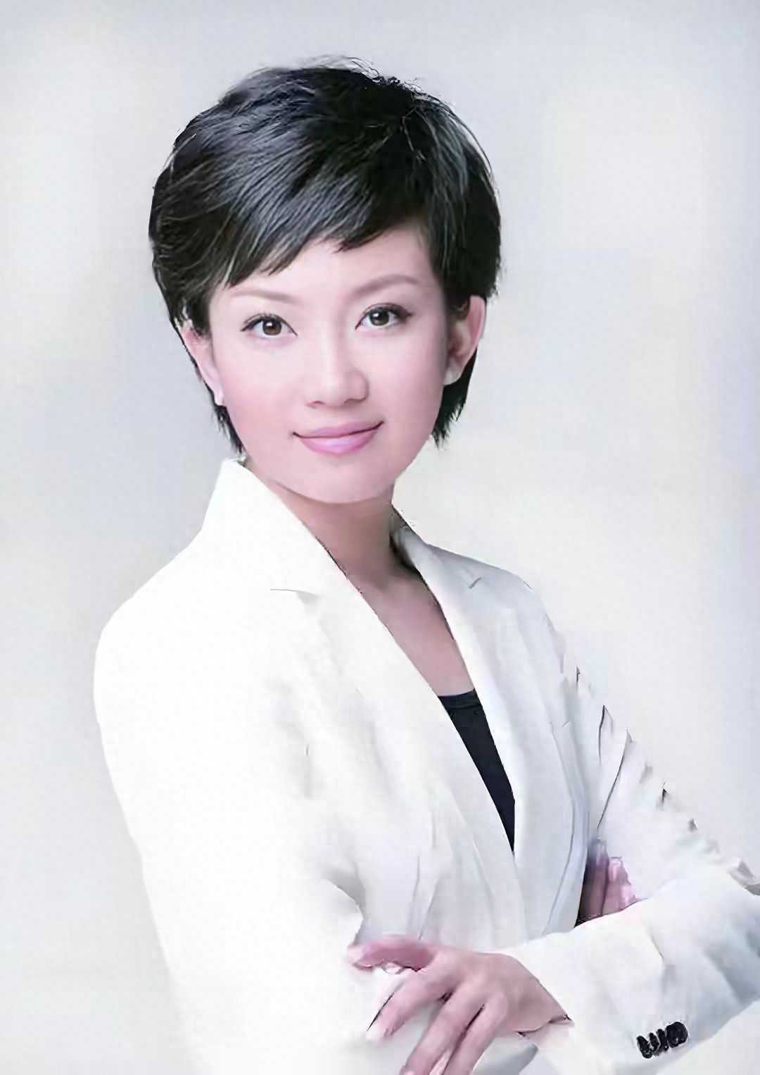 王端端：新闻台前的温润力量！