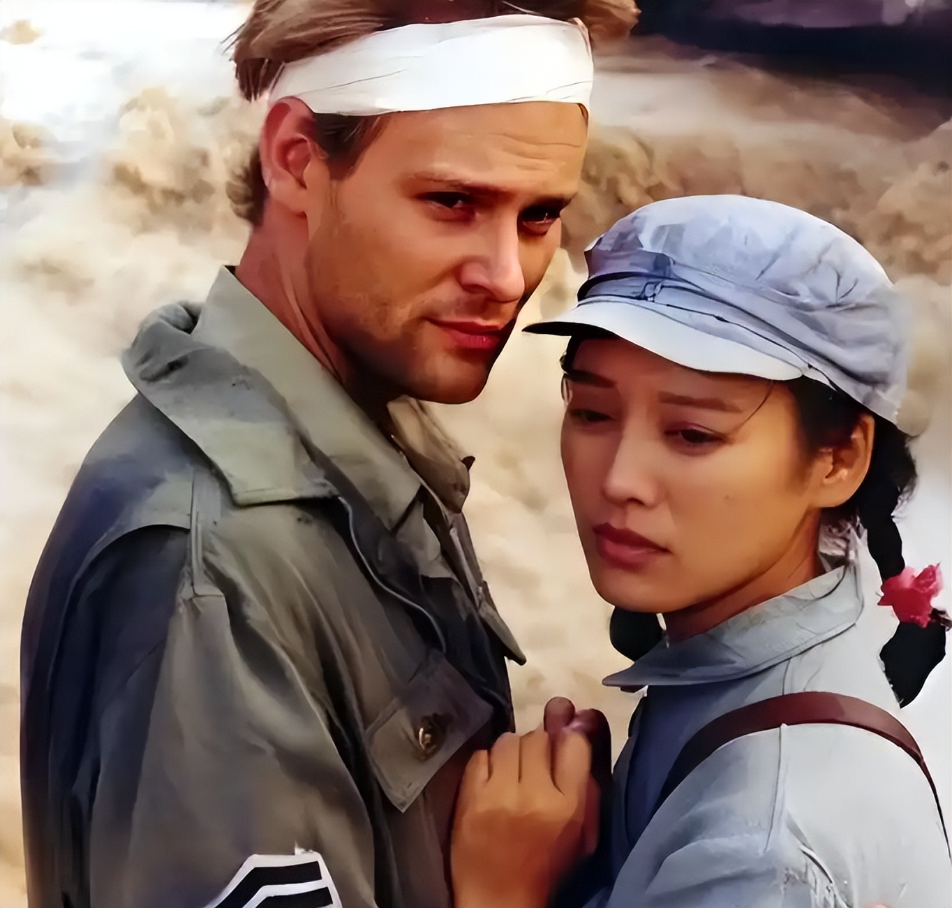 53岁宁静没想到,美国前夫留给自己的儿子,如今成了她唯一的依靠