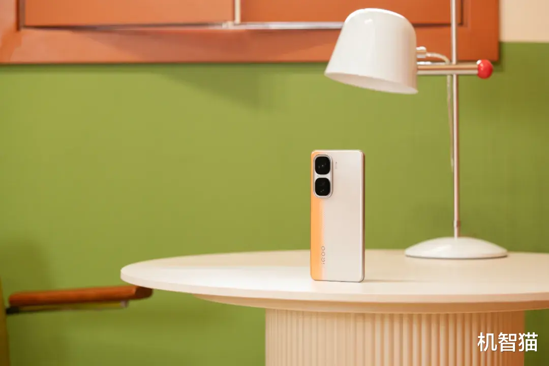 最近手机的价格，降得也太离谱了