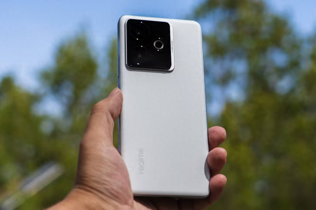 “最具诚意”的三款新机!售价不贵、配置给力,能闭眼入不吃亏