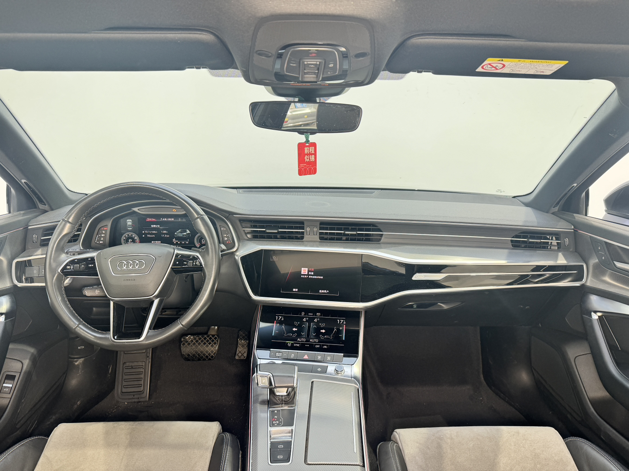 24万多拿下奥迪A6L，2022款“西装暴徒”代步新选择