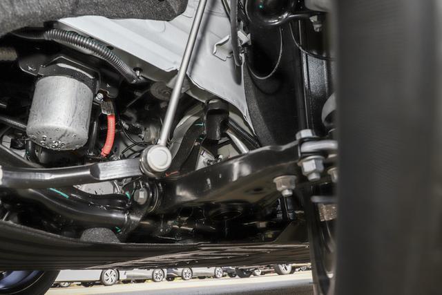 指导价11.59万，纯电中大型车，配马赫电池+8155芯片，eπ007值吗