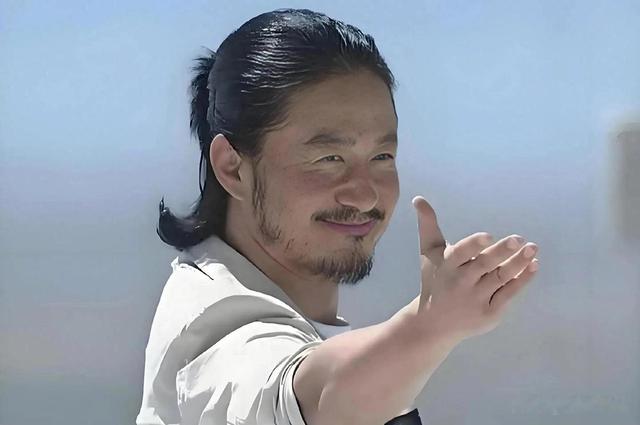 吴京新电影《镖人》那尔那茜被除名,为什么至今权威部门还没发声