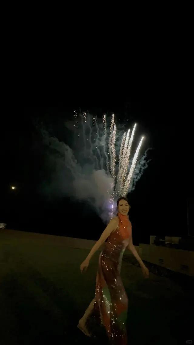 TVB女星与拍拖十年男友晒恩爱被指孕味浓,网友:是不是怀孕了