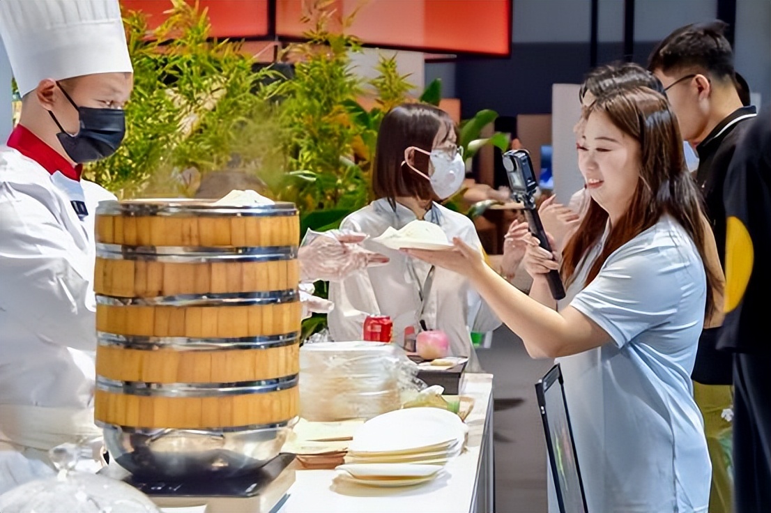 风云X3L开启预售，奇瑞品牌携17款车型亮相成都车展