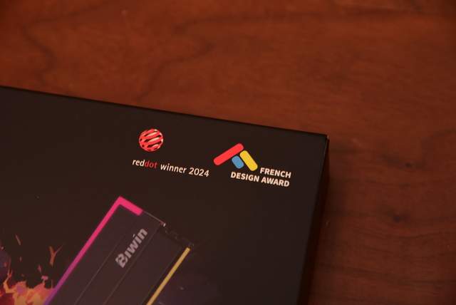 2K可光追！神器如此卡，AMD RX9060 XT全線夾擊NVIDIA！