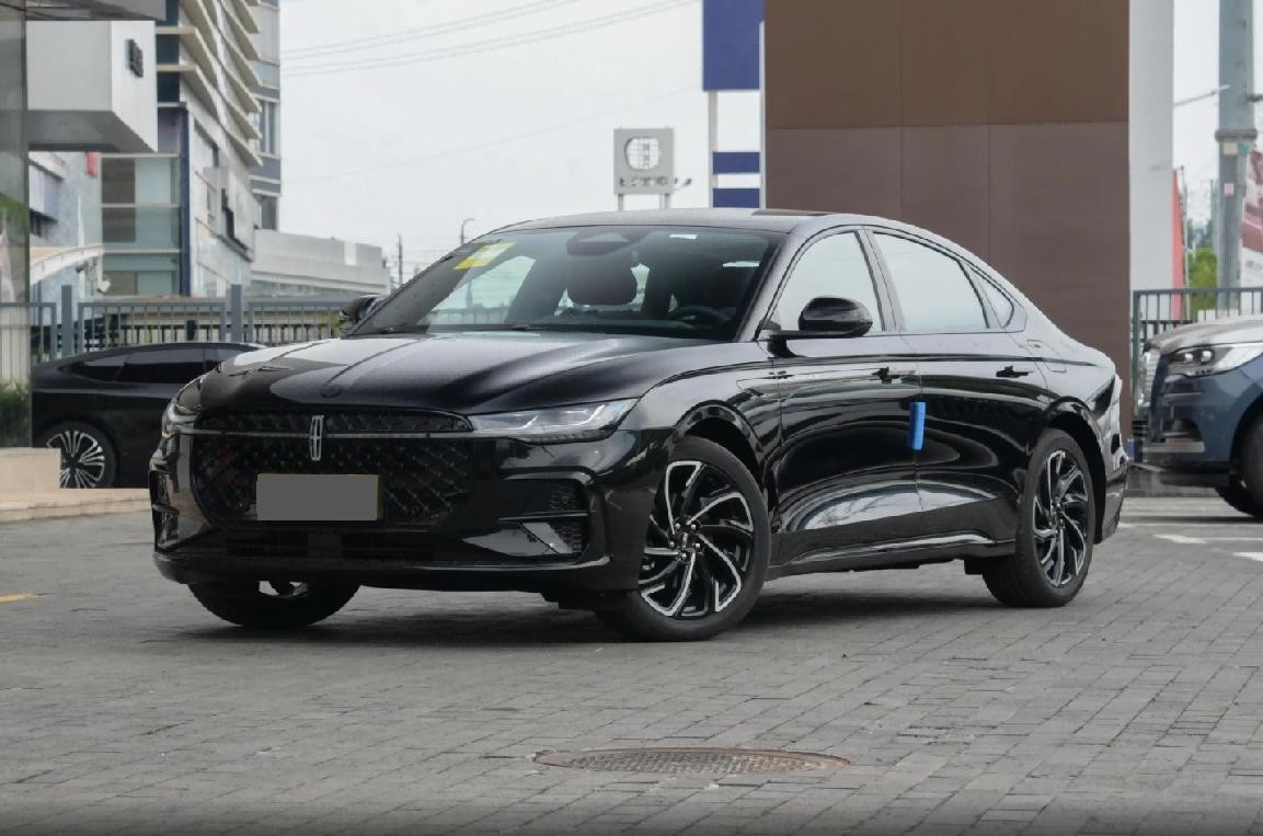 预算20万可以考虑？这台美系豪华入门即2.0T+8AT，在售七款如何选