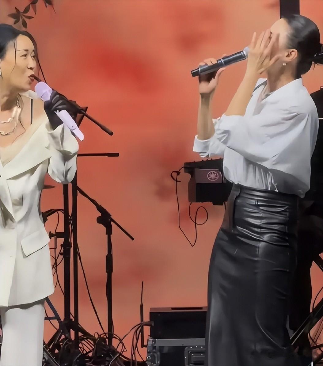 这一夜,珠圆玉润的郭晶晶,秒了内娱一堆“排骨精” 霍启刚有眼光