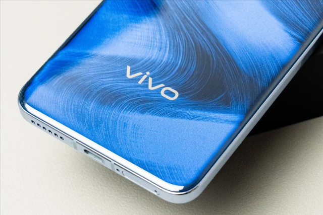 大降1289元，蔡司色彩屏+百倍變焦+5800mAh，vivo旗艦售價親民了