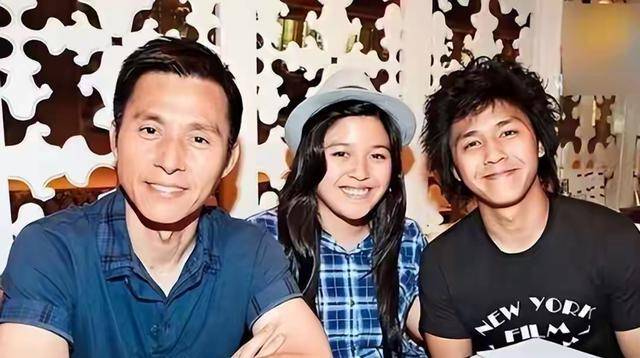 68岁TVB“金牌绿叶”被指像30岁，为获新角色锻炼保持肌肉状态