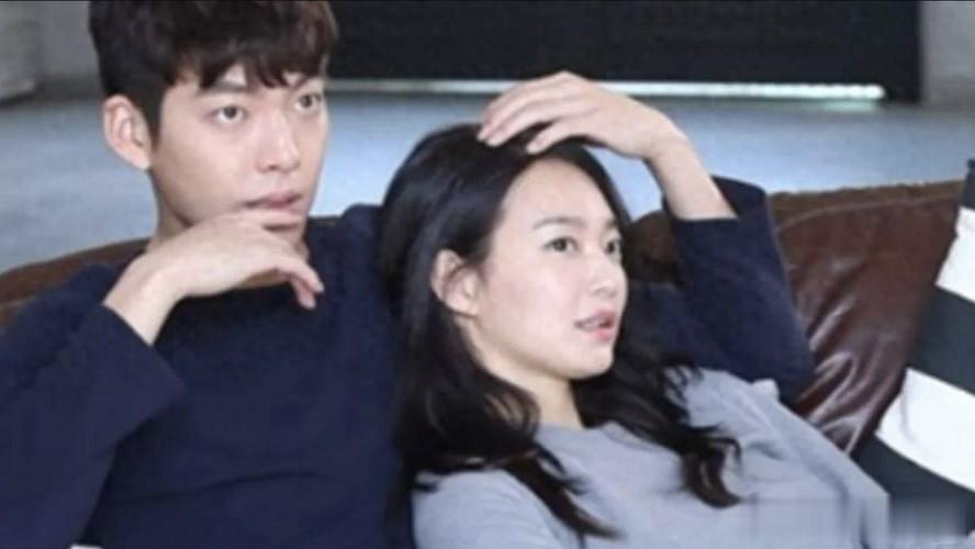 金宇彬申敏儿官宣喜讯 十年恋情终于成正果 粉丝纷纷送上祝福