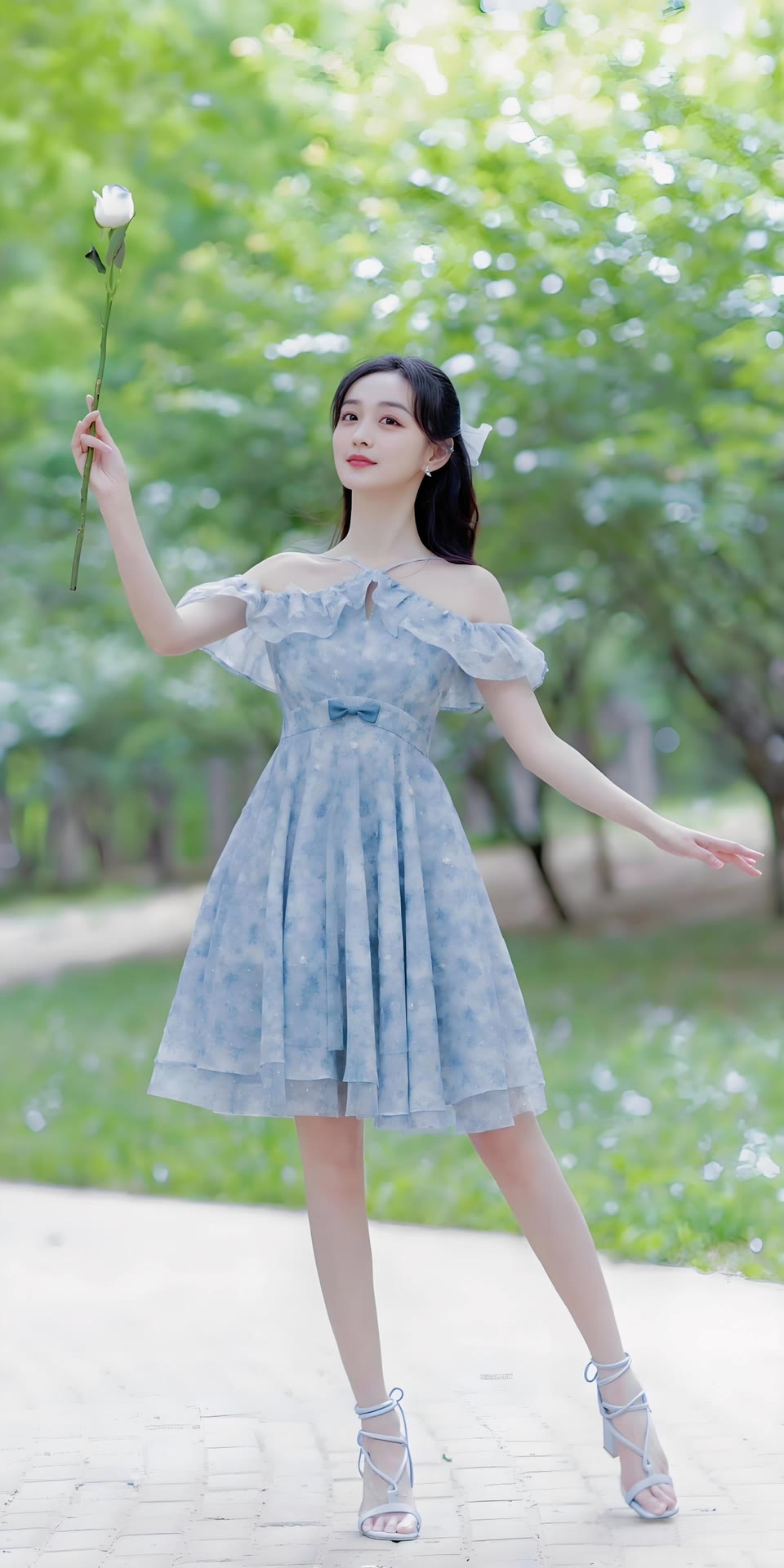 何泓姗白裙造型，仙气流得都快溢出来了