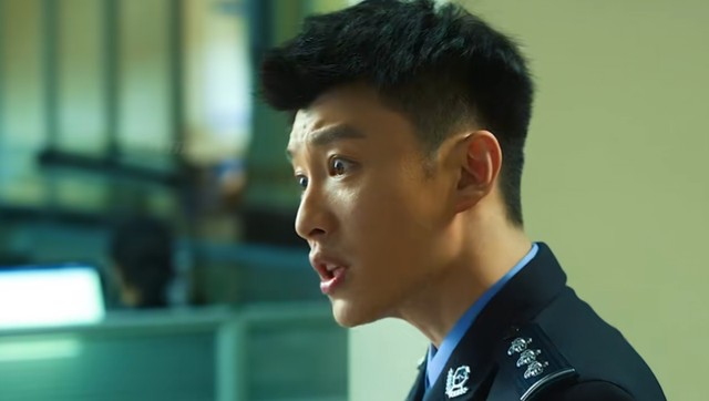 刚播6集，拿下飙升榜第一，一口气看完后我想说：此剧必爆