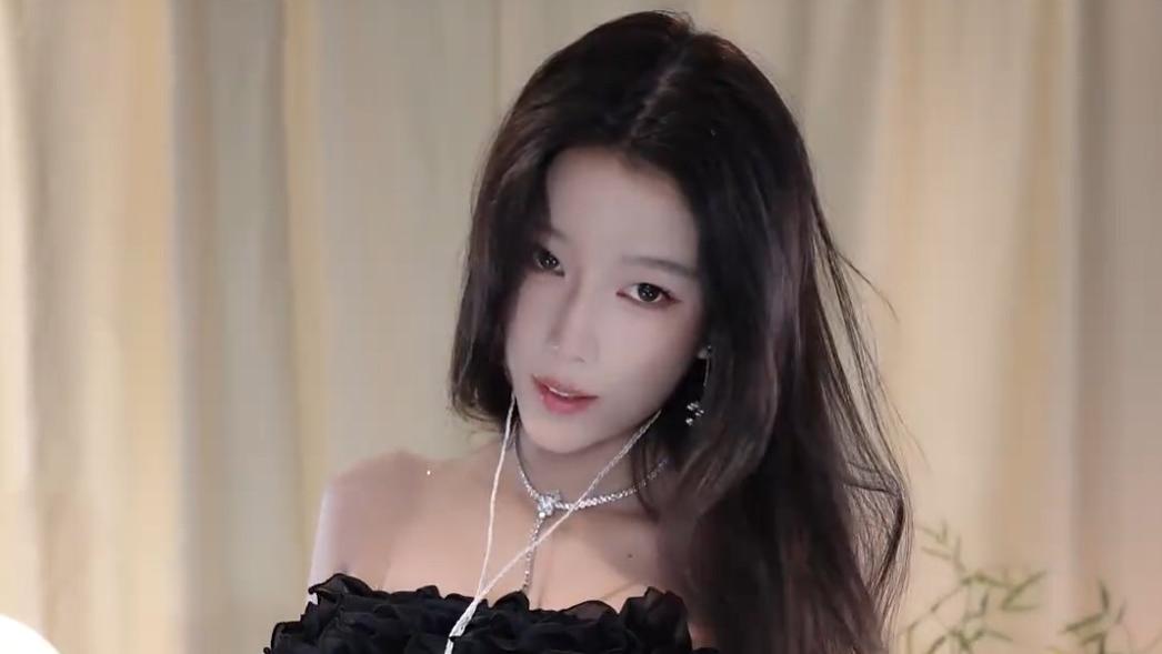 萌七爆料呆妹儿坚持打PK原因，只因商单不赚钱，关键在于大哥