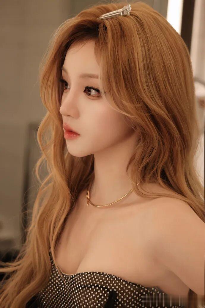 芭比娃娃宋雨琦