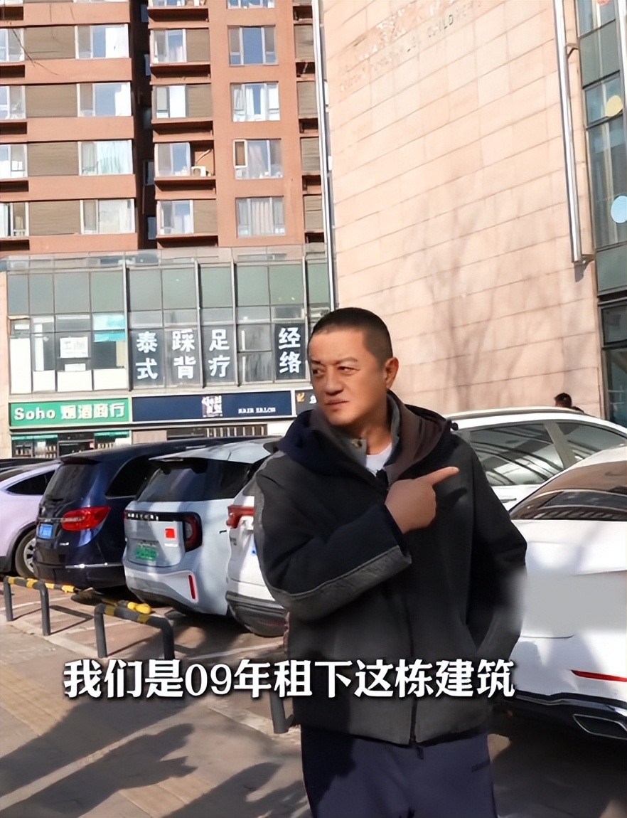 李亚鹏欠租风波后续,房东喊冤后,网友甩出一组数据,打脸太快了