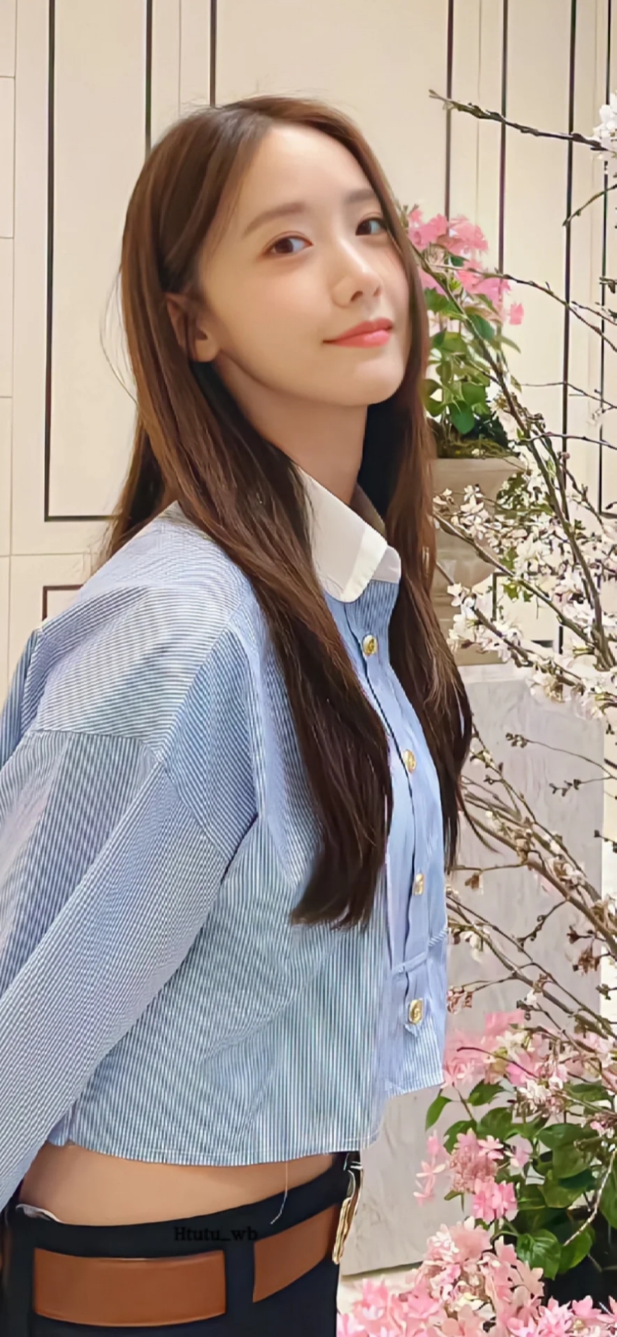 林允儿闪耀的美貌，我舔~